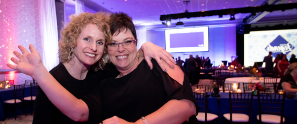 We recognize the hard work of our agents through a variety of incentives including agency and state-wide awards, travel, and other opportunities.